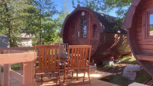 Nr 3 Campingfass mit Panoramaterrasse