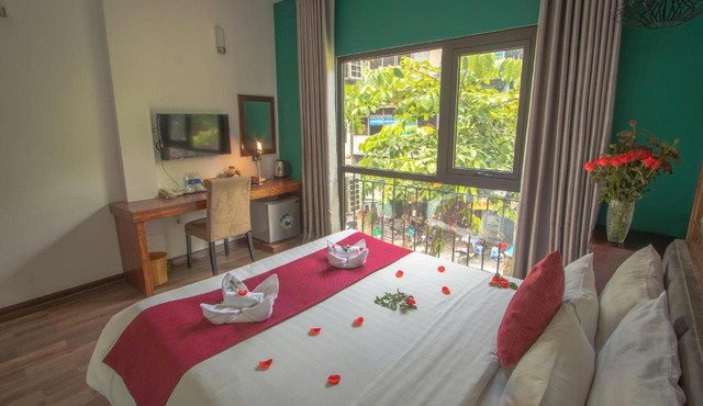 NT Elysian hotel