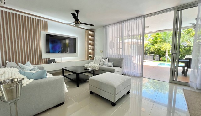 Nueva Romana Beach 3Bd Villa, 12px, golf & tennis