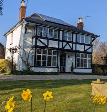 Nuthooks House