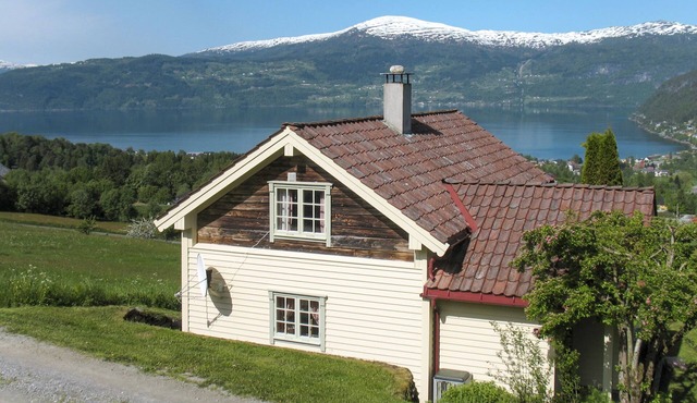 Nystova by Interhome