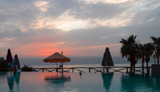 O Beach Hotel & Resort