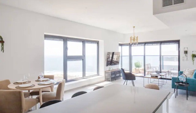 O&O Group-Magical 4BR Panoramic Sea View