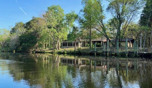 Oak Rock Ranch - Riverfront - Scenic Old Florida