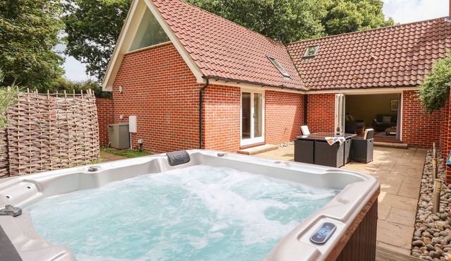 Oak Tree Lodge