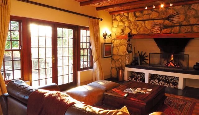 Oakhurst Hotel