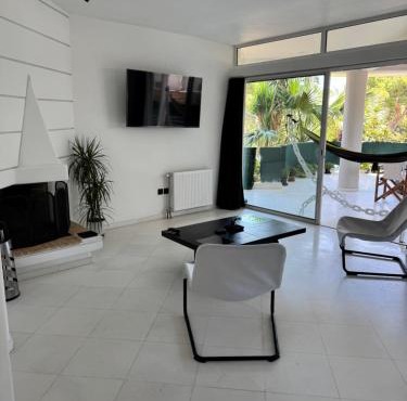 Oasis 3 minutes from the beach