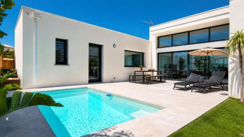 Oasis Blue Perpignan Canet