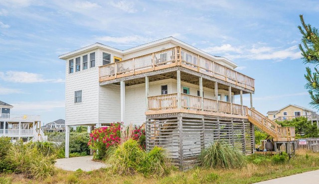 Oasis - Corolla, Ocean Sands, 20 Yards to Beach, Pool, Hot Tub, Pets OK