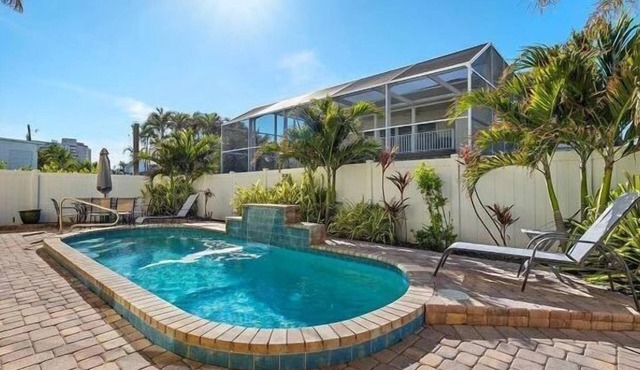 Oasis Pearl w/Private Heated Pool