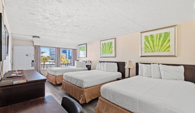 Ocean 5 Hotel
