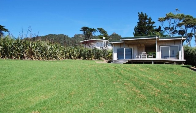 Ocean Beach Hideaway + Chalet