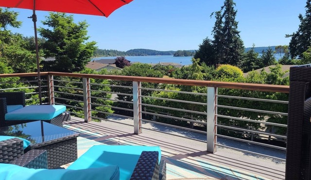 Ocean Bliss! Beach getaway with amazing views!
