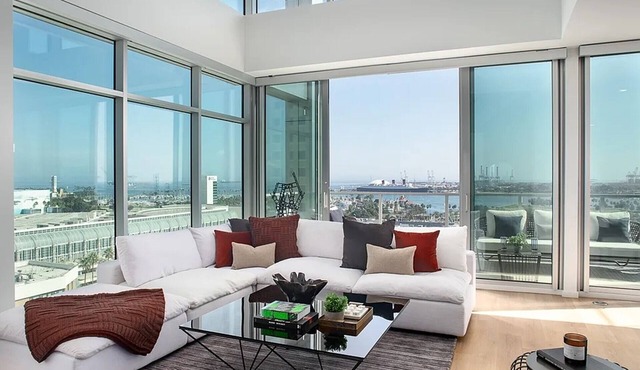 Ocean Blvd 2 Bedroom Long Beach Penthouse
