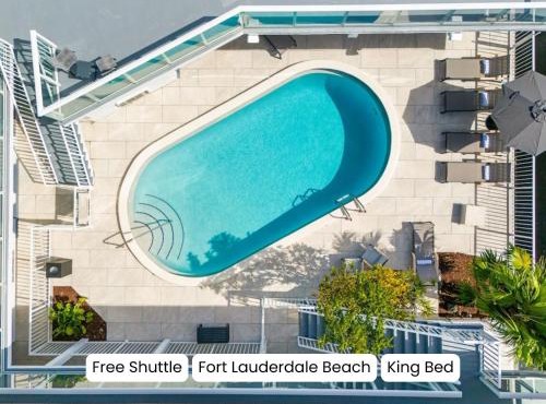 Ocean Blvd King Suite Hideaway