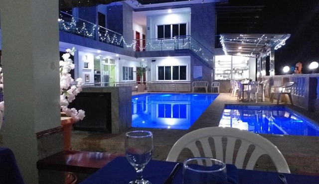 Ocean Breeze Resort