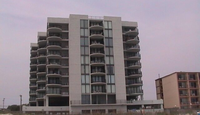 Ocean Front/3 bedroom Condo