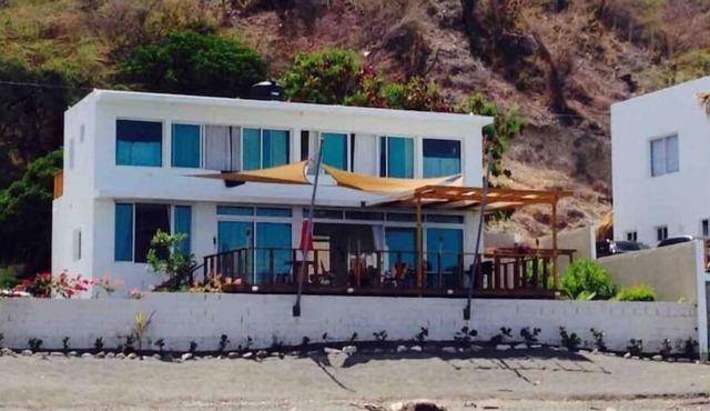 Ocean Front Bay Retreat in Palmar de Ocoa
