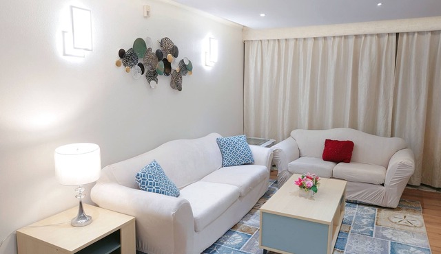Ocean front corner unit with amazing view