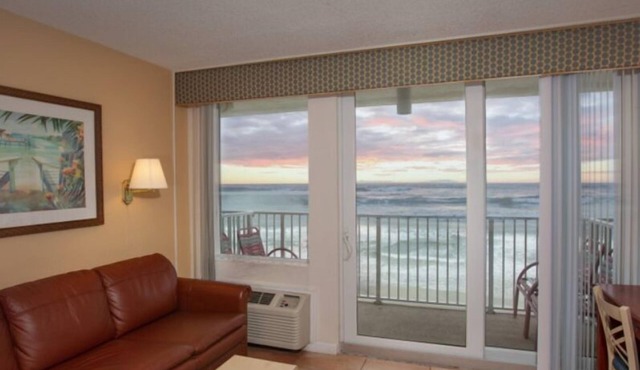 Ocean Front Harbour Beach Resort