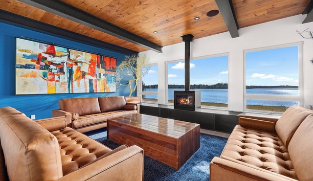 Ocean front home. 4 bedrooms, 3 baths. Gorgeous views.