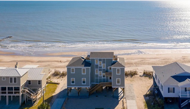 Ocean Front Home with Breath Taking Views!
