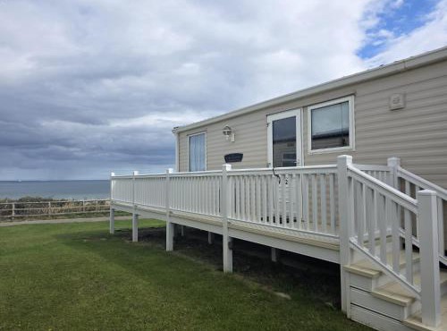 Ocean Front Lodge
