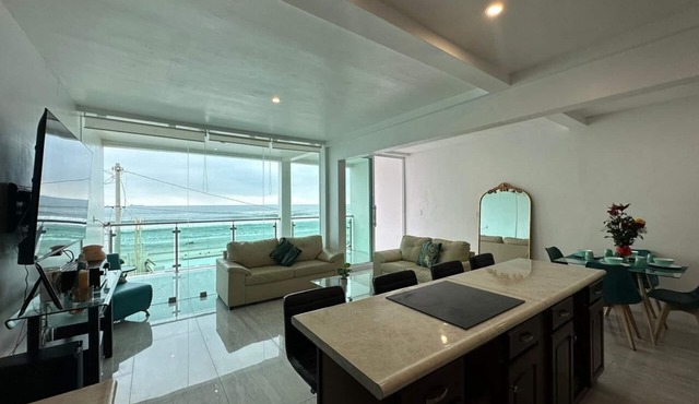 Ocean Front View beach beach 3-bedroom with WiFi in Playas de Rosarito and more.