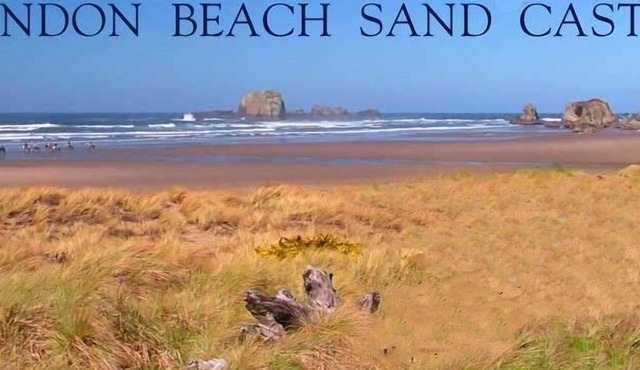 Ocean Front ON the Beach - Spectacular Views! 14 Minutes to Bandon Dunes Golf!