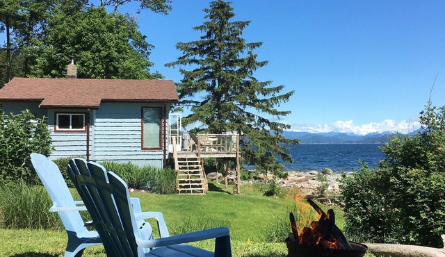 Ocean Front - Spectacular Scenery - Quadra Island