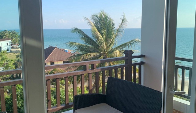 Ocean-Front, Top-Floor, 2-Bedroom Condo