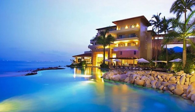 Ocean front two bedroom condo resort on the beach, puerto Vallarta