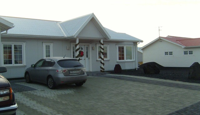 Ocean front villa - Less than 20 secs from the shore!
