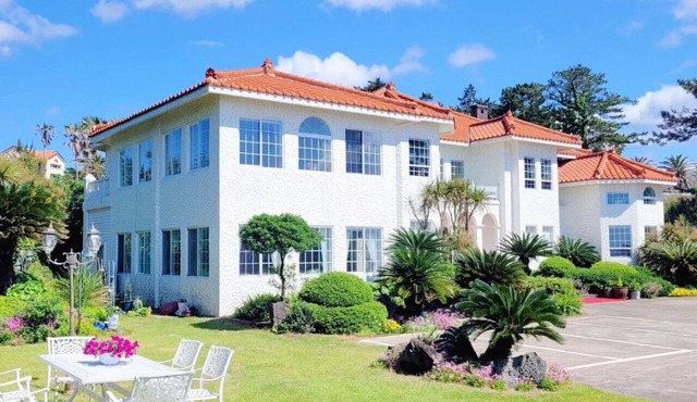 Ocean-front Villa, Perfect place for gathering