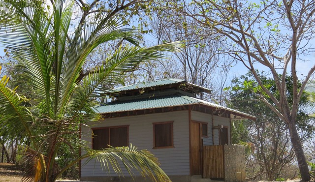 Ocean Front White Sand Beach Bungalow very romantic & private