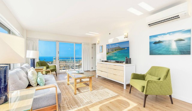 Ocean-Lagoon & Fireworks Views at the Ilikai Hotel w/Spectacular Amenities