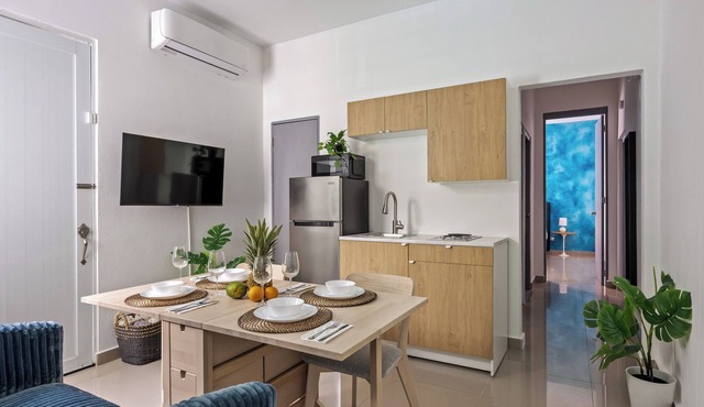 Ocean Park 2BD/2BA/Pool/Walk to beach Portocafe