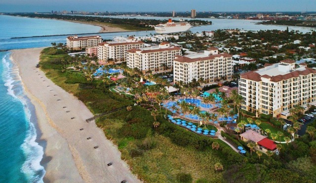 Ocean Pointe One Bedroom- the glitz & glamour of Palm Beach Shores