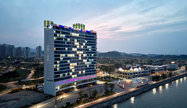 Ocean Soleview Hotel