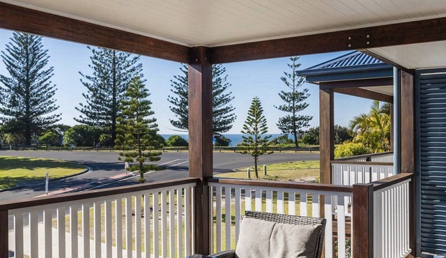 Ocean Spirit - Lifestyle Yamba
