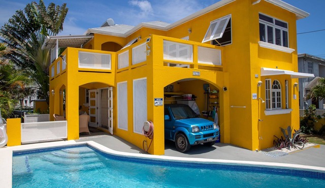 Ocean View 5 bedroom villa with private pool, sleeps 10 persons