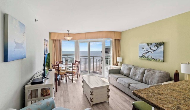 Ocean View Beach Suite w Lazy River