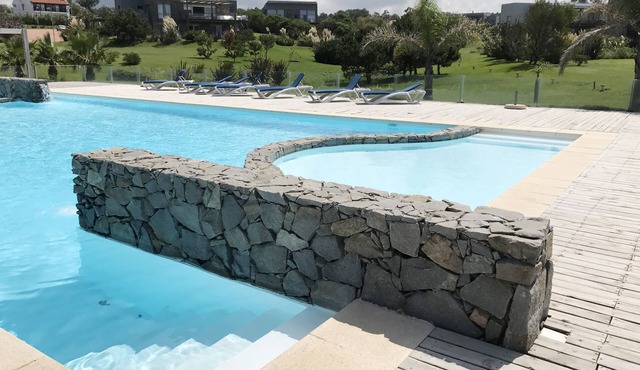 Ocean view House in Punta del Este! Walk to Beach