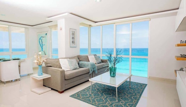 Ocean View Modern Condo & Luxury Amenities