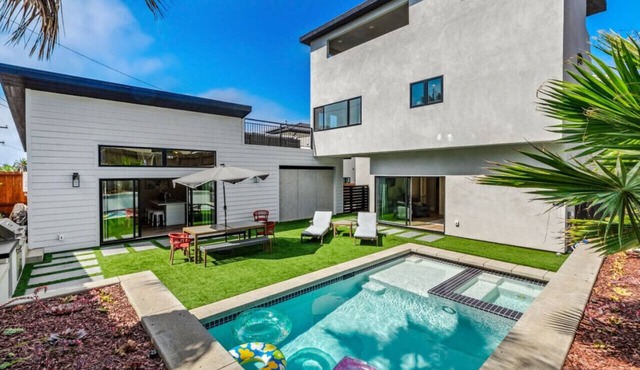 Ocean View Modern & New w/Pool