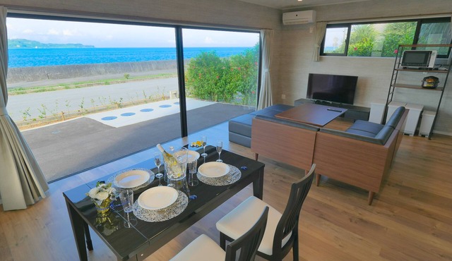 Ocean View/private BBQ/12 People/PADEL 1F