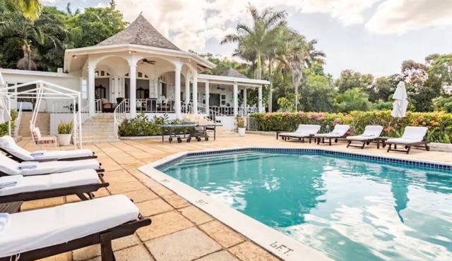 OCEAN VIEW,PRIVATE POOL,Montego Bay, Jamaica, Housekeeper daily. 5 Acres
