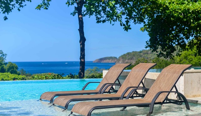 Ocean-View Villa Just Minutes from the Beach – Pure Paradise