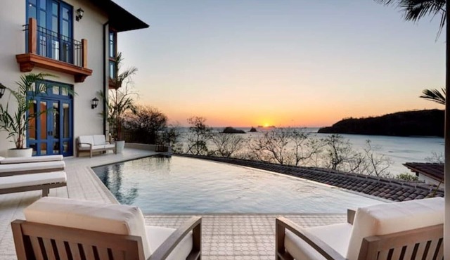 Ocean View Villa with Pool and Beach Club Access - Casa Colina