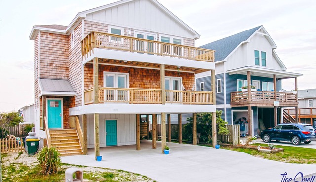 Ocean Views, New Custom Home, Direct Beach Access, CLEAN, Near Pier, + EZ Cart